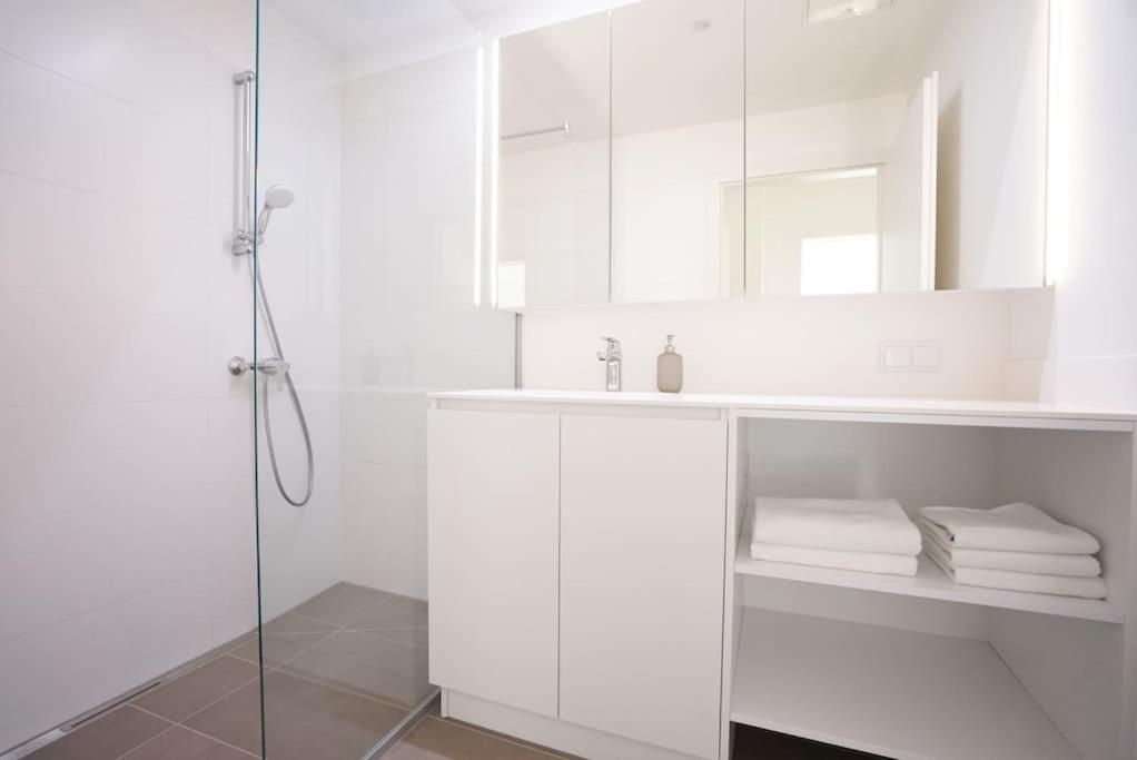 Fine Studio With Terrace - 15 Min To Center Wien Exterior foto