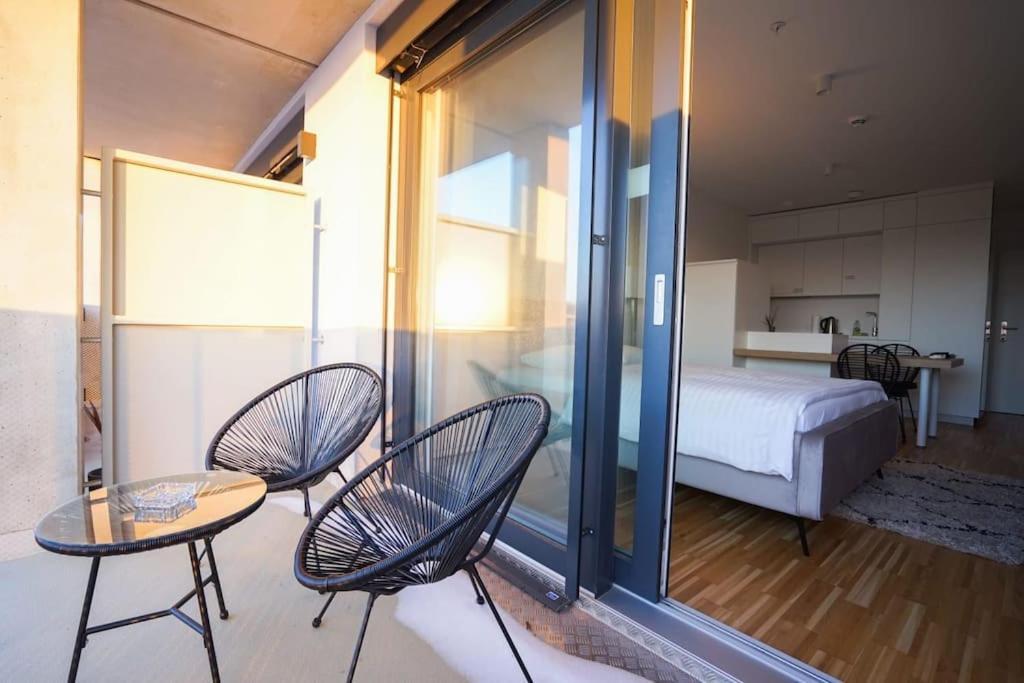 Fine Studio With Terrace - 15 Min To Center Wien Exterior foto